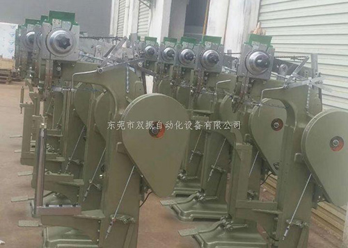 柳釘雞眼模具夾具設(shè)計(jì)制作雙震自動(dòng)化廠家